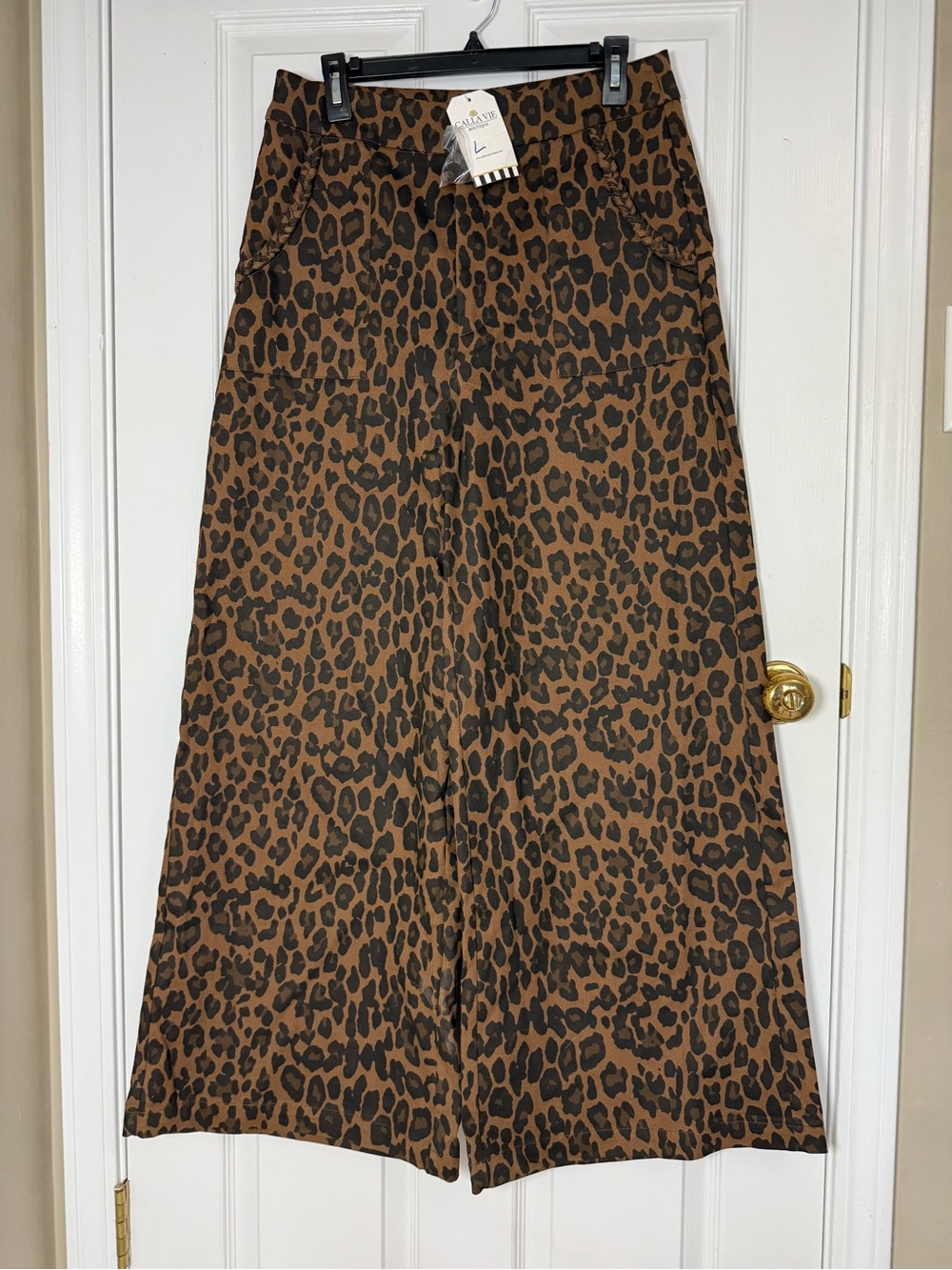 Flying Tomato Twill Leopard Print Wide Leg Pants NWT CallaVie Boutique Size L
